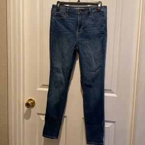 Hollister size 7short high rise super skinny jeans